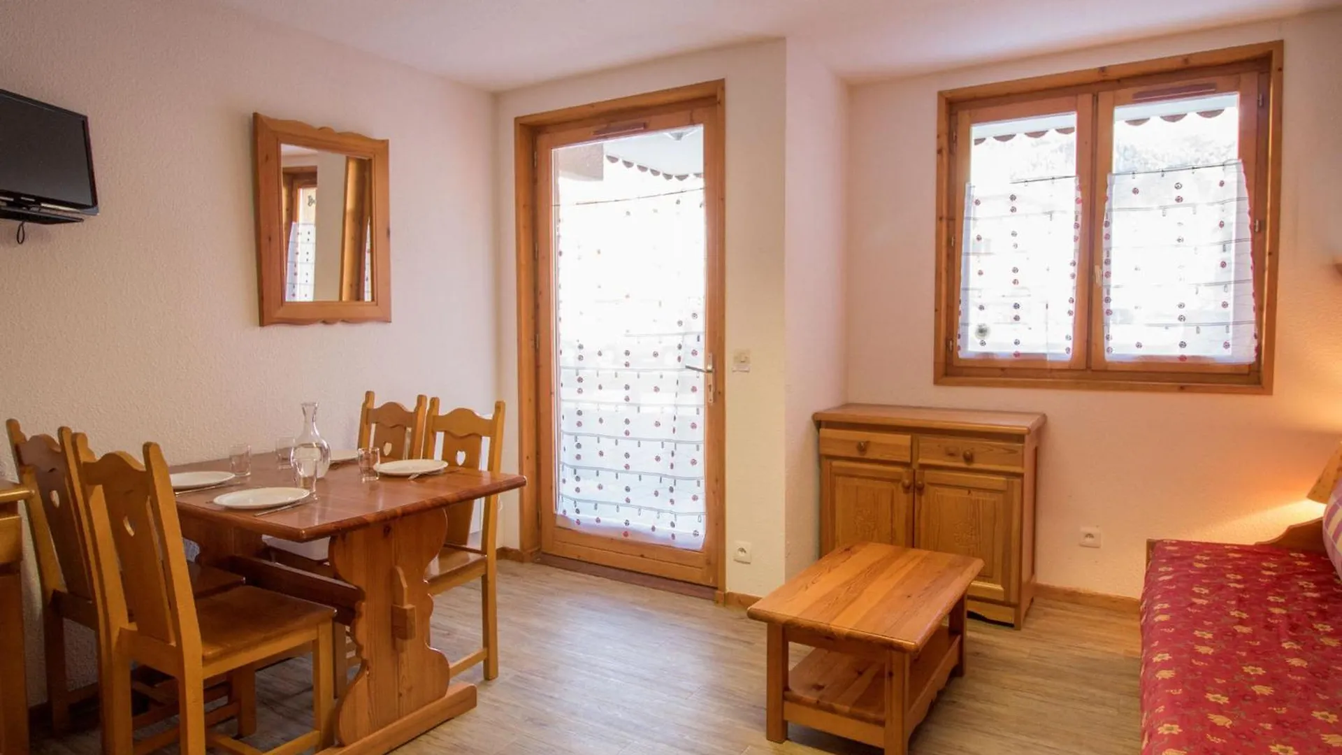Appartement Renove 4 Pers A Aussois, Terrasse - Fr-1-508B-12 0*, Aussois